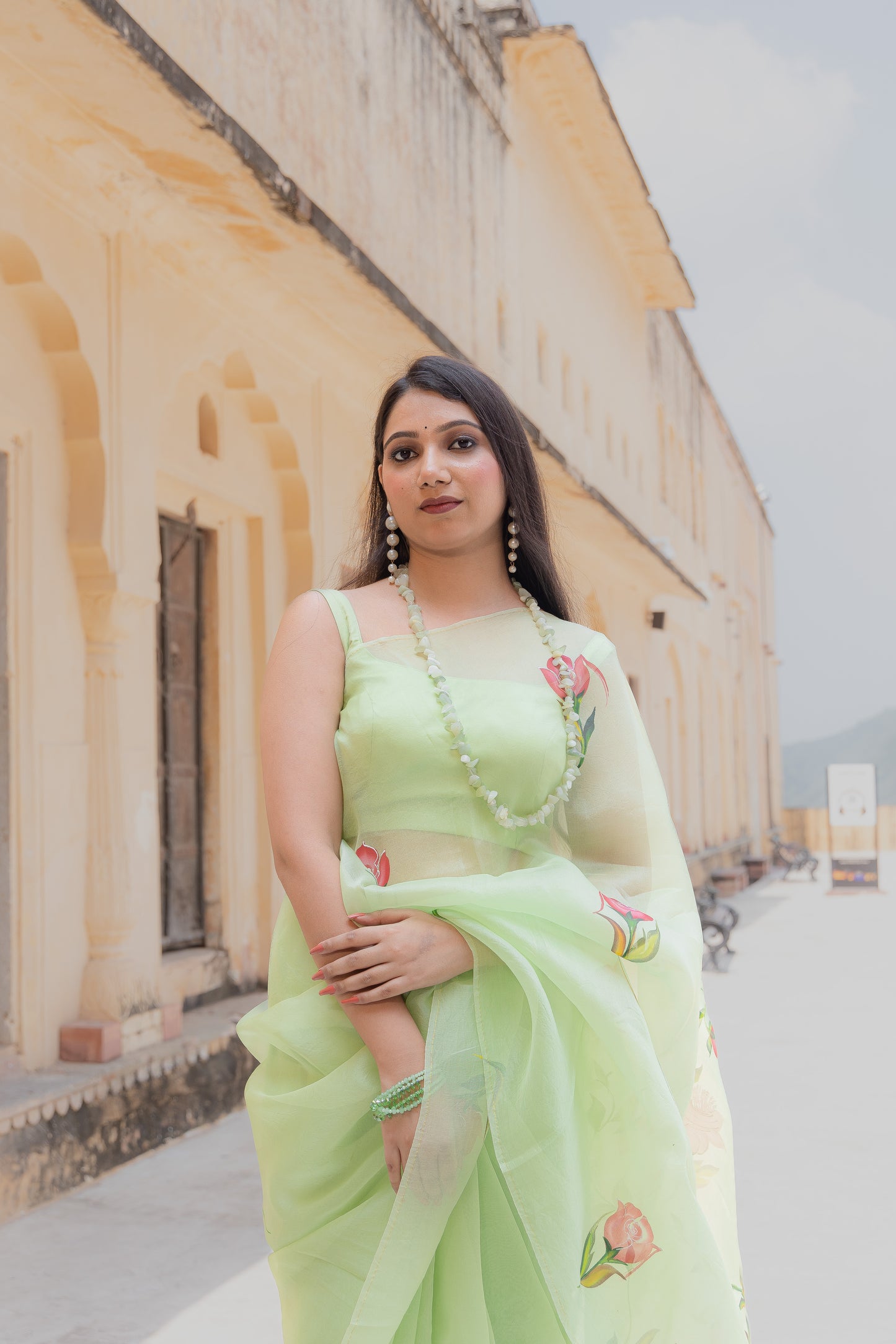 A canvas of silk, adorned with nature’s palette. 🌼